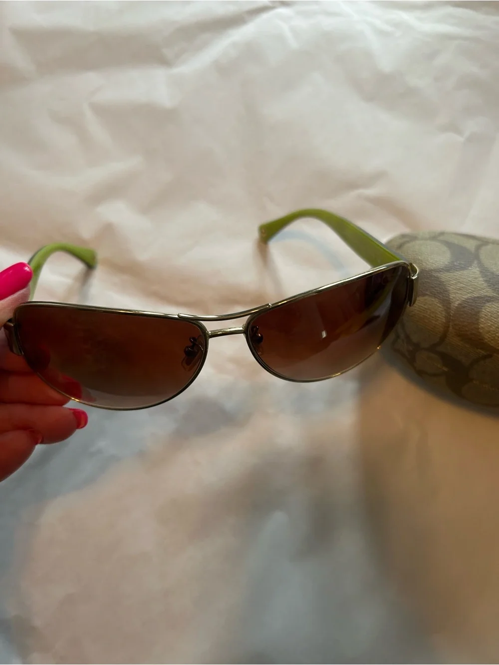 Coach HC7001 Taylor sunglasses ladies gold tone frame tortoise/green